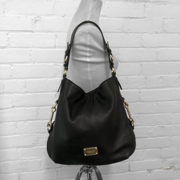 Sold Michael Kors Black Leather Large Valley Hobo - Picture 2 of 7